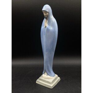 Midwinter Ltd. Burslem England 10" Praying Virgin Mary Wearing Blue